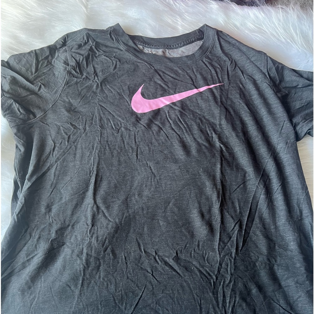 Women’s Nike Dri Fit T XXL EUC